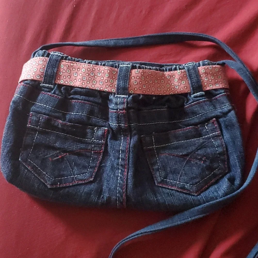 Stylish Denim Crossbody Bag with Pink Accents - Picture 2 of 6